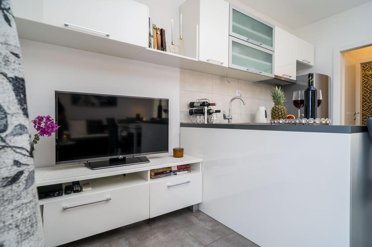 Apartments Ratac Lobrovic With Private Beach And Beautiful Sunset Slano Εξωτερικό φωτογραφία