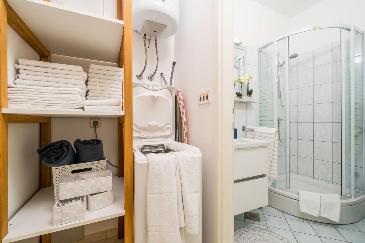 Apartments Ratac Lobrovic With Private Beach And Beautiful Sunset Slano Εξωτερικό φωτογραφία
