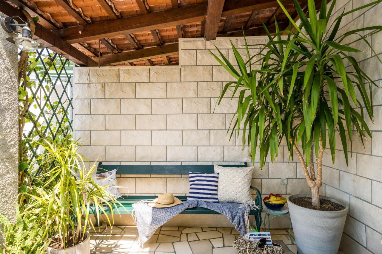 Apartments Ratac Lobrovic With Private Beach And Beautiful Sunset Slano Εξωτερικό φωτογραφία
