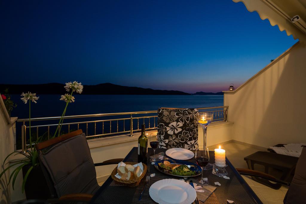 Apartments Ratac Lobrovic With Private Beach And Beautiful Sunset Slano Εξωτερικό φωτογραφία